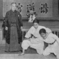 Jigoro Kano (1860-1938) durante una lezione sul Kime No Kata
