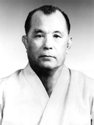 Eiichi Miyazato (1922-1999) Eiichi Miyazato (1922-1999)