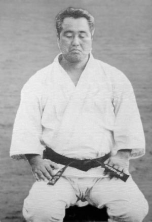 Kase Taiji (1929-2004) Kase Taiji (1929-2004) - 10° Dan